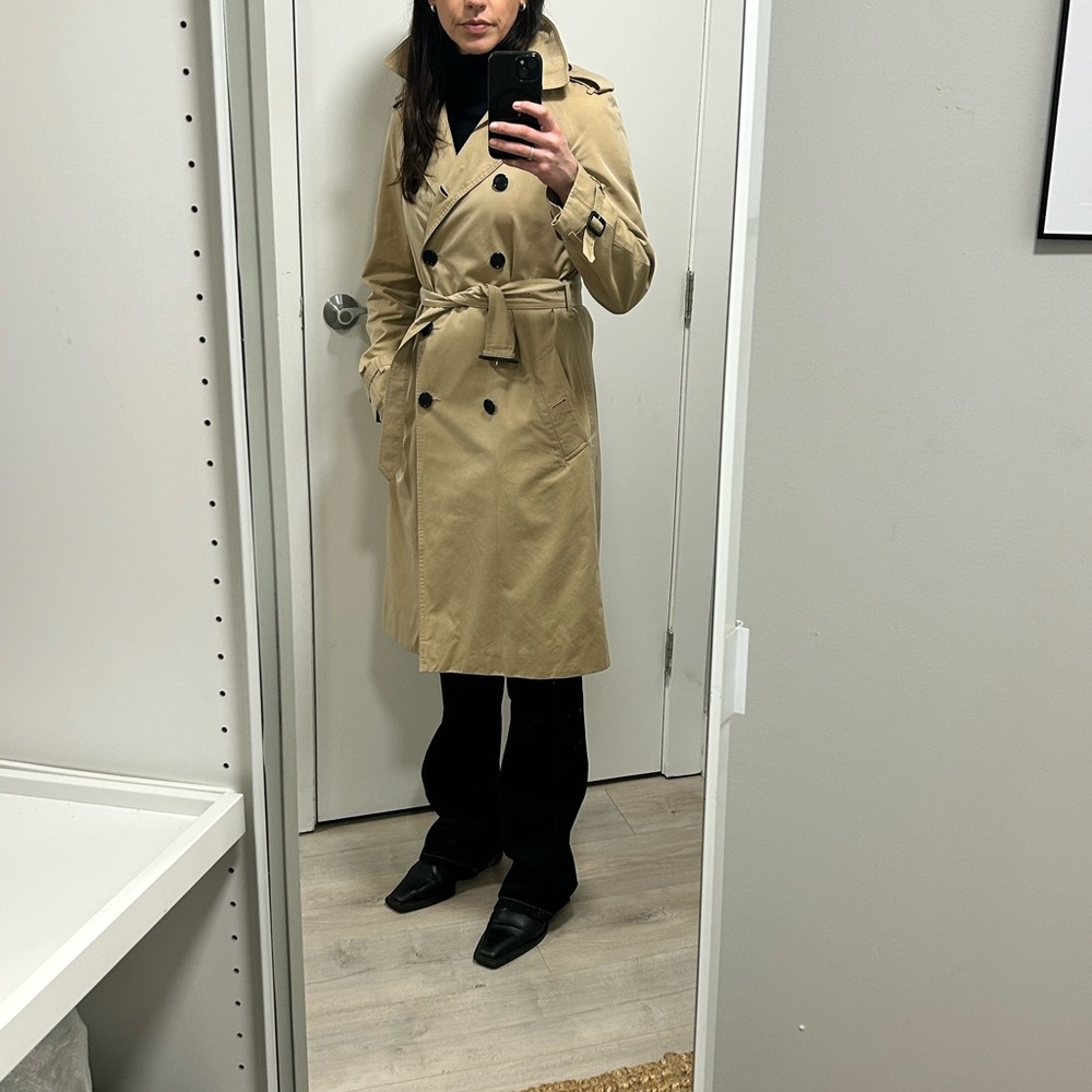 Burberry Tan Trench Coat - US 8 Womens